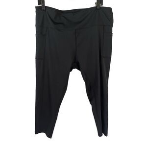 Black workout capri leggings size 2X GUC